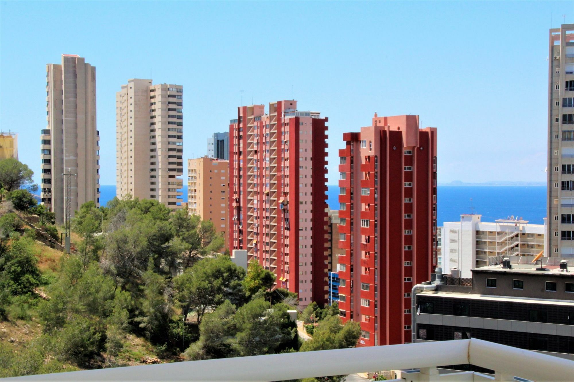 ベニドルムTorre Estoril 13-Bアパートメント エクステリア 写真