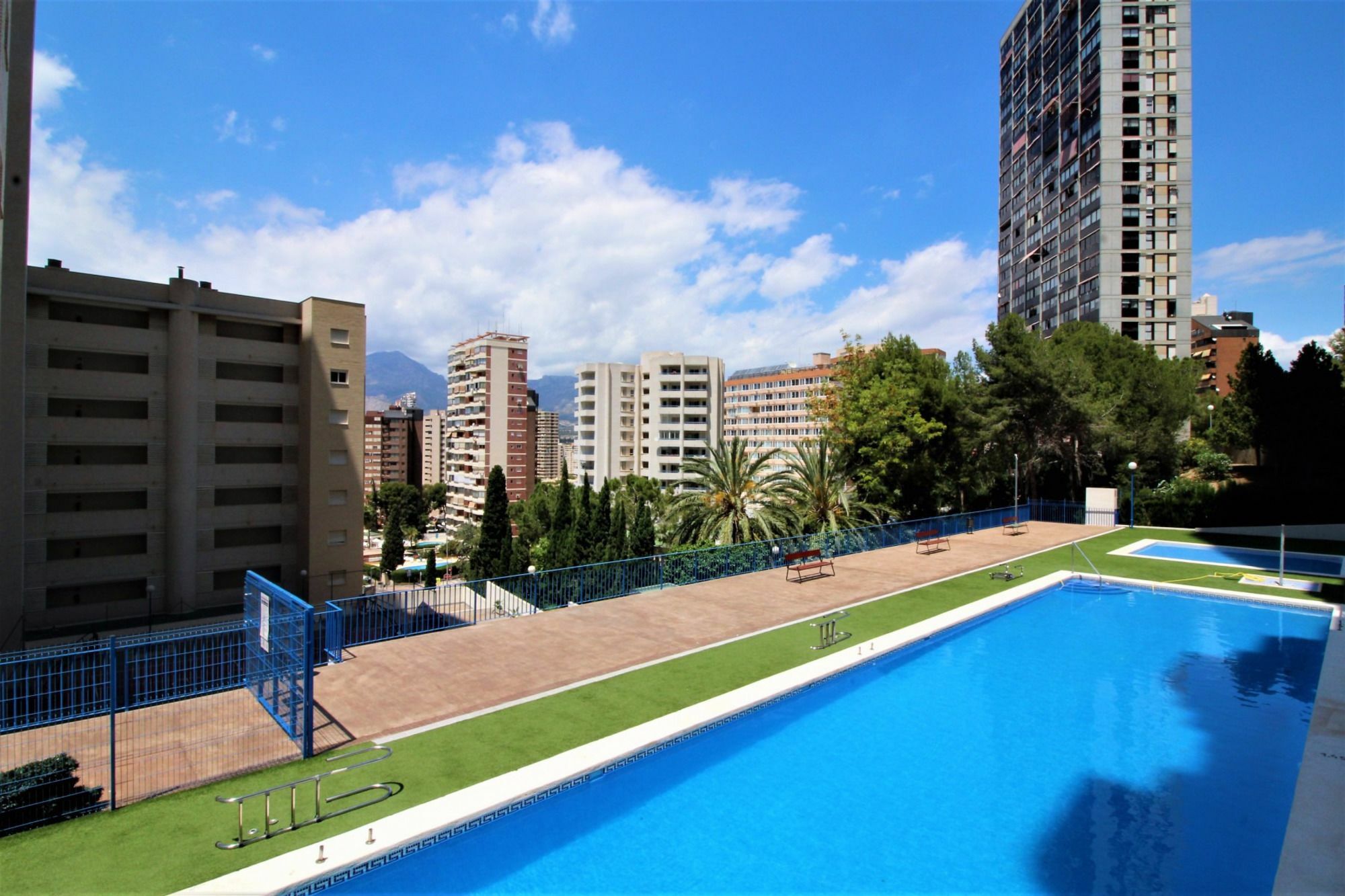 ベニドルムTorre Estoril 13-Bアパートメント エクステリア 写真